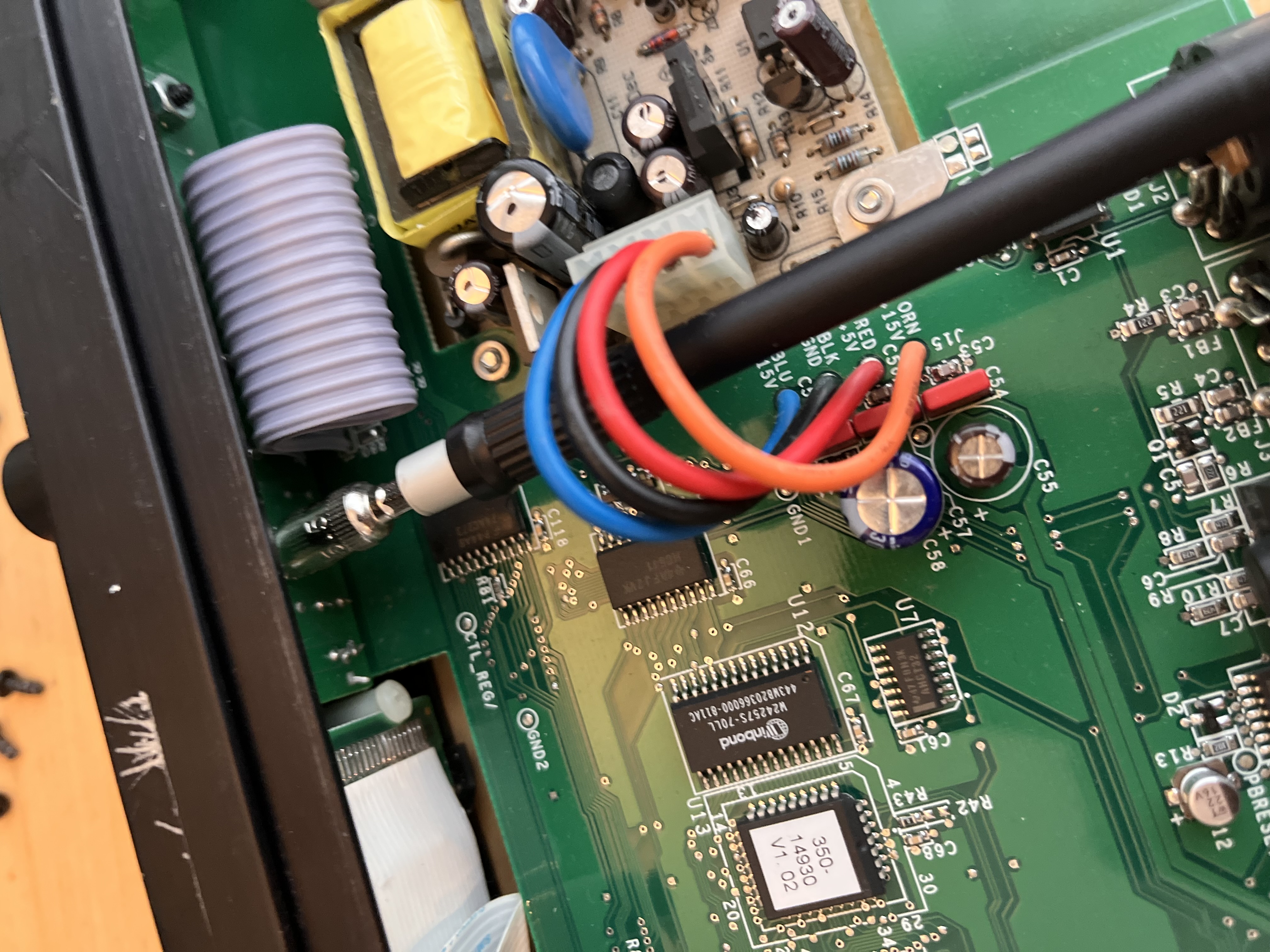 Lexicon MPX 550 main PCB — LexiChip 3B visible in 100-pin PQFP package