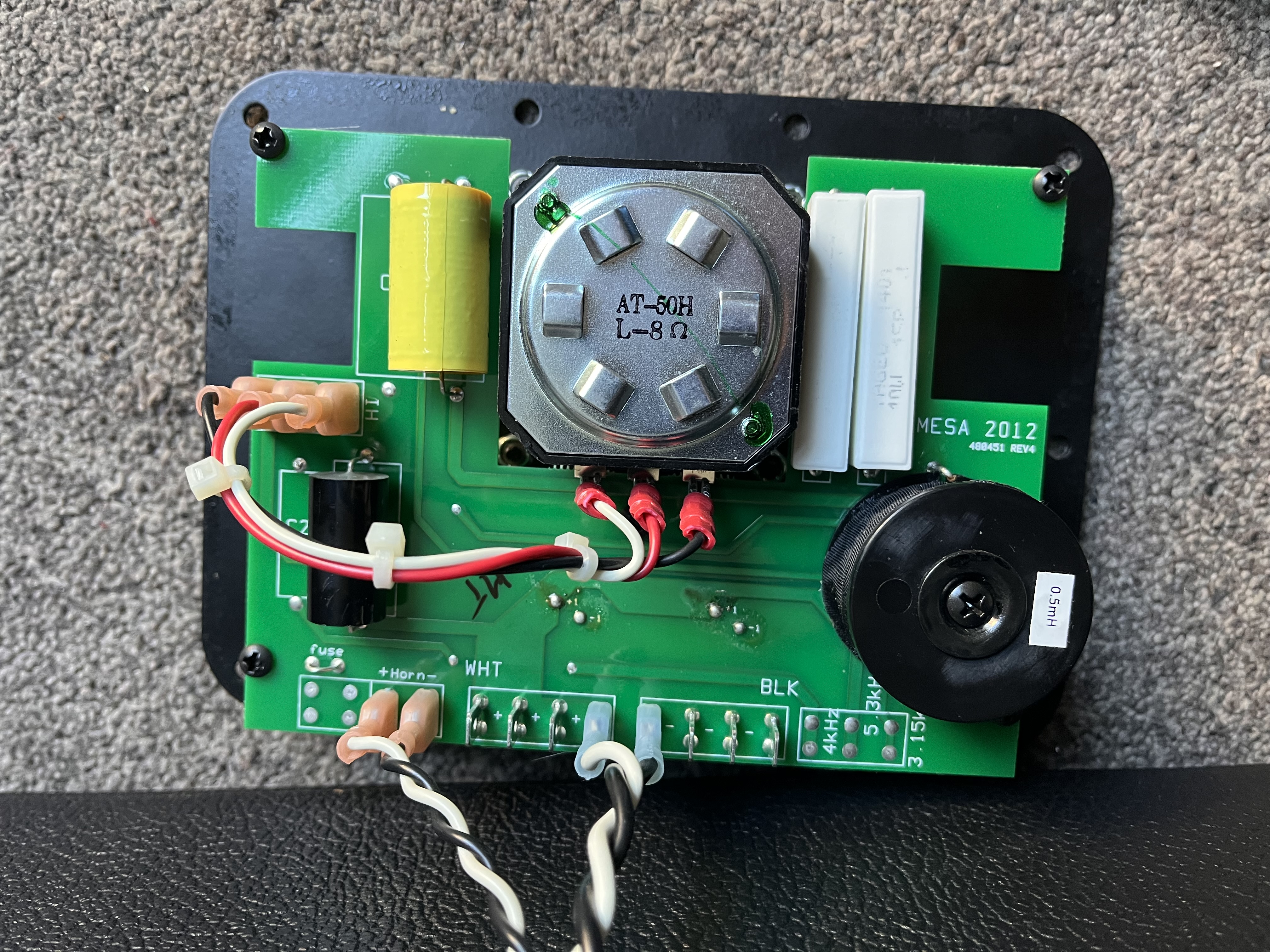 Mesa Subway crossover board showing AT-60H tweeter, 0.5mH inductor and frequency tap points