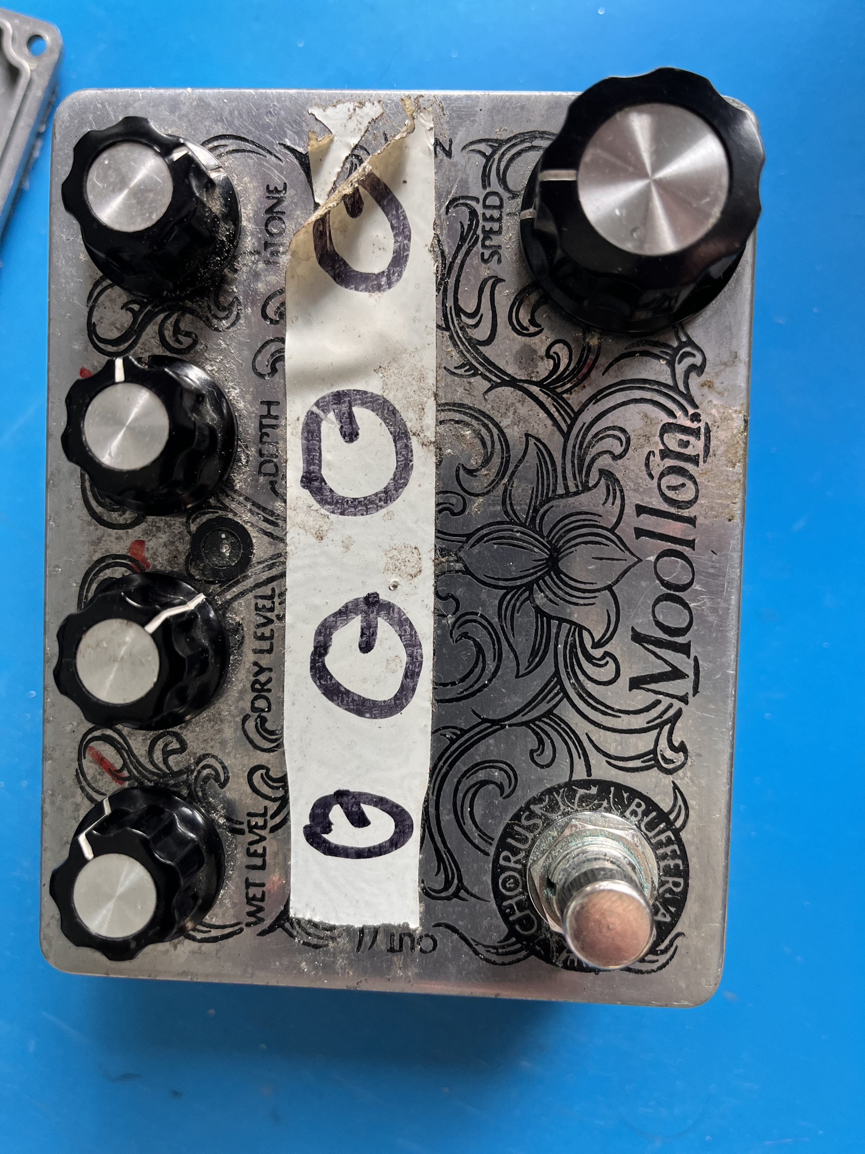Moollon Chorus — boutique Korean chorus pedal